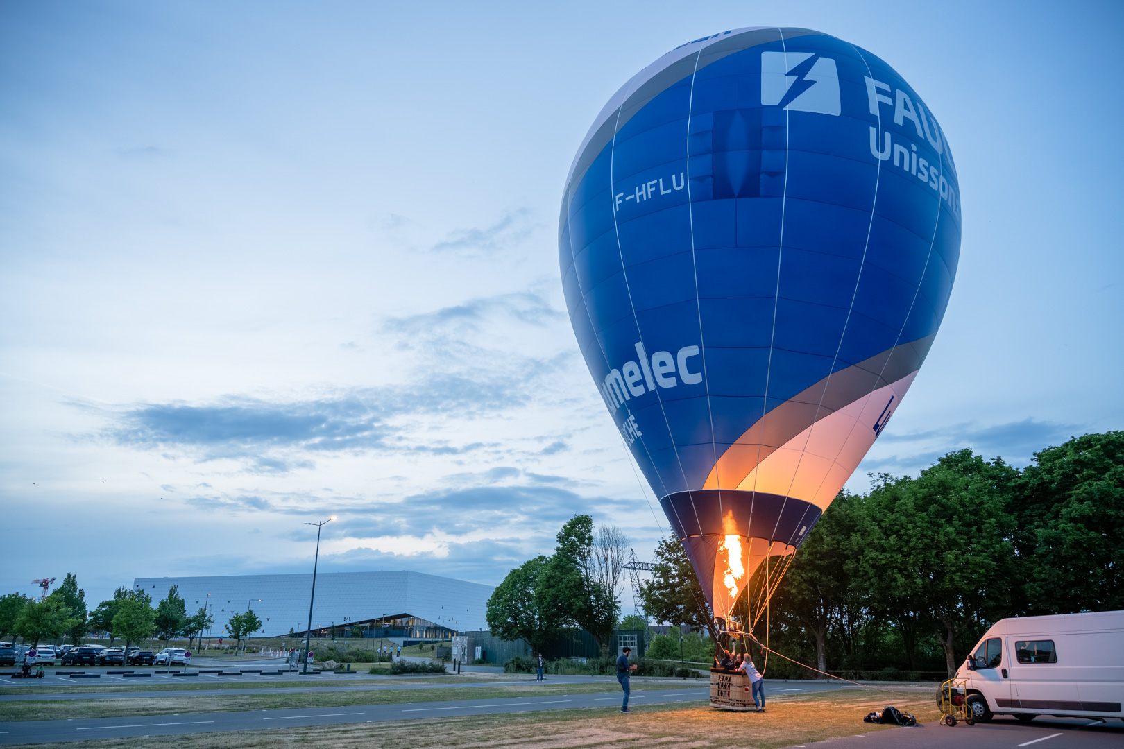32 ans d’histoire pour Lumelec, célébrés avec 500 collaborateurs et partenaires…  et une montgolfière, symbole de l’entreprise.   